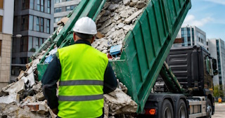 Вывоз строительного мусора в Котельниках: услуги лицензированной компании — ПроМусор